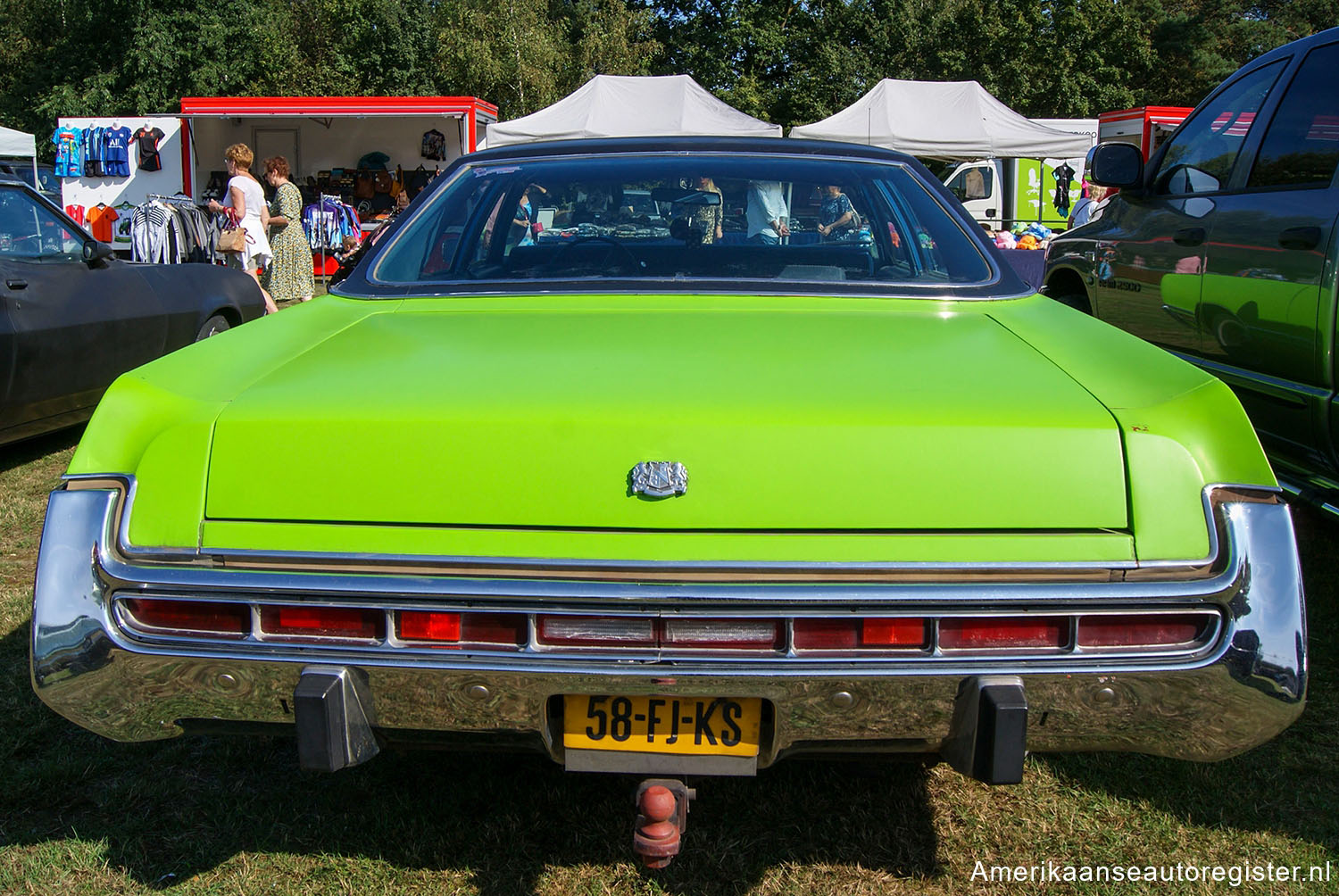 Chrysler New Yorker uit 1973